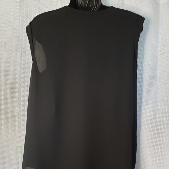 Black V-Neck Tank - Picture 5 of 7